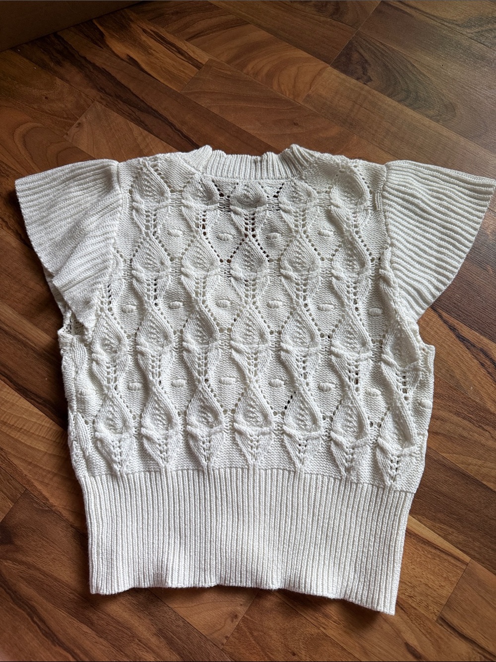 Women's Cream Cable-Knit Button Vest Sweater - Picture 3 of 3